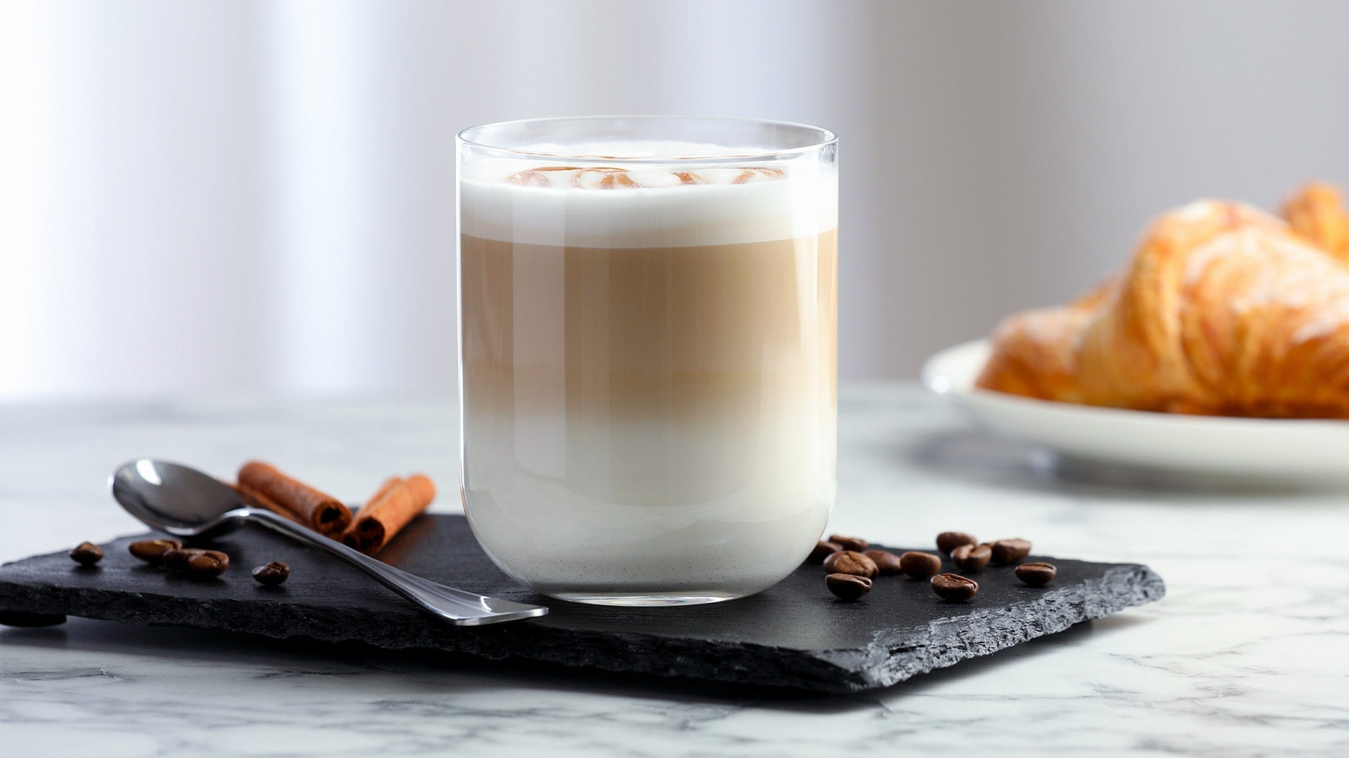 cómo hacer un latte sin máquina