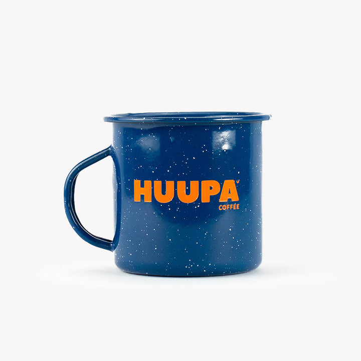 taza de peltre azul