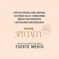 Fondo beige con texto describiendo el café de especialidad Garnica y Caturra. Producción limitada Marca Huupa, tueste medio.